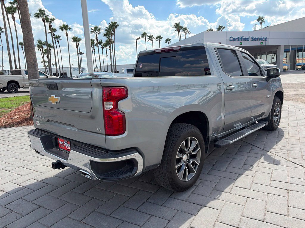 Used 2025 Chevrolet Silverado 1500 LT AWD/4WD image 5