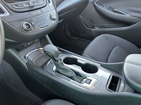 Used 2024 Chevrolet Malibu LT image 12