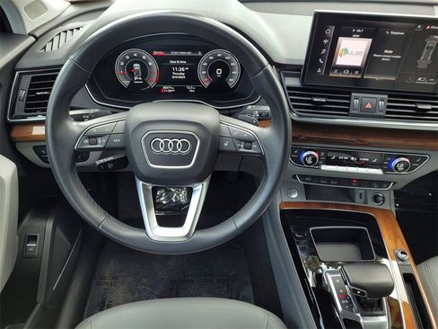 Used 2022 Audi Q5 2.0T Premium Plus w/ Premium Plus Package image 16