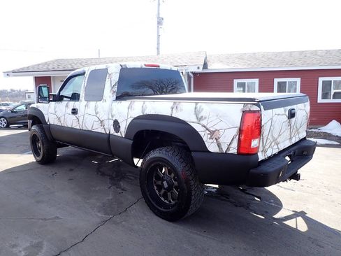 Used 1999 GMC Sierra 1500 4x4 Extended Cab w/ Convenience Plus Group image 4