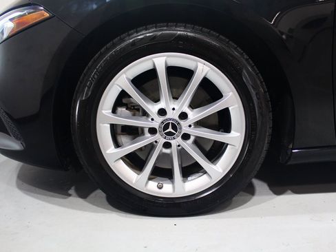 Used 2022 Mercedes-Benz A 220 4MATIC image 16