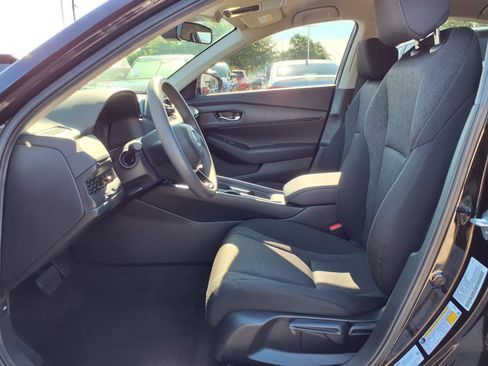 Used 2024 Honda Accord LX image 18