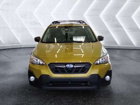Used 2021 Subaru Crosstrek 2.5i Sport w/ Moonroof Package AWD/4WD image 2