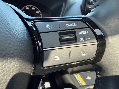 Used 2023 Honda HR-V EX-L image 20