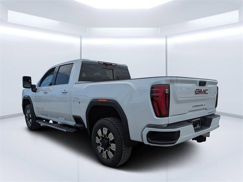 New 2026 GMC Sierra 3500 Denali w/ Denali Reserve Package image 5