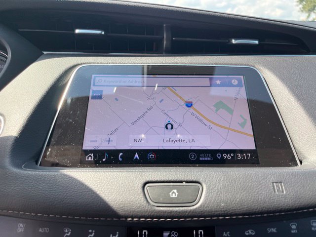 Used 2020 Cadillac XT4 Premium Luxury FWD image 22