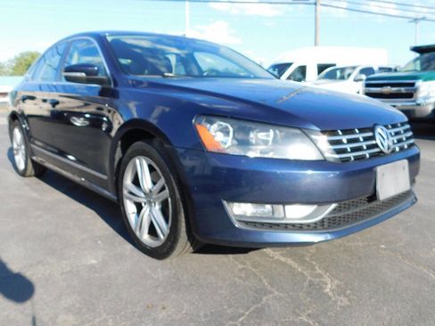 Used 2014 Volkswagen Passat TDI SE FWD image 17