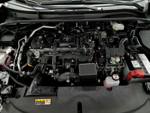 Used 2025 Toyota Corolla LE image 28