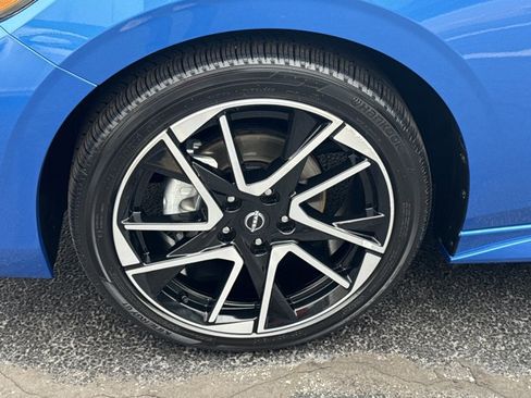 Certified 2025 Nissan Sentra SR w/ SR Premium Package image 13