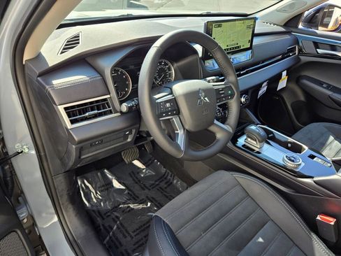 New 2025 Mitsubishi Outlander Trail Edition image 18