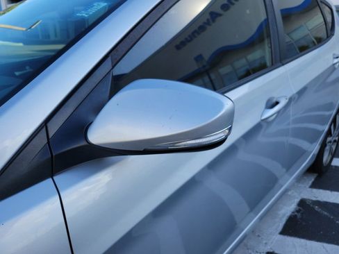 Used 2017 Hyundai Accent Sport FWD image 5