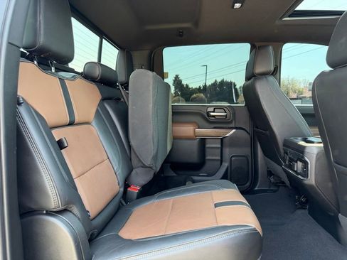 Used 2020 Chevrolet Silverado 2500 High Country w/ Technology Package AWD/4WD image 39