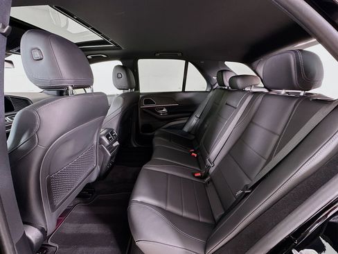 Used 2025 Mercedes-Benz GLE 350 4MATIC image 27