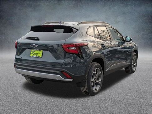 New 2026 Chevrolet Trax LT w/ Driver Confidence Package image 4