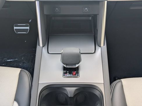 New 2026 Land Rover Discovery Sport Landmark AWD/4WD image 20