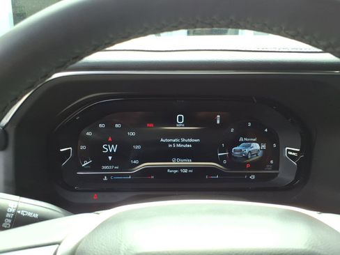 Used 2024 GMC Yukon XL Denali AWD/4WD image 16