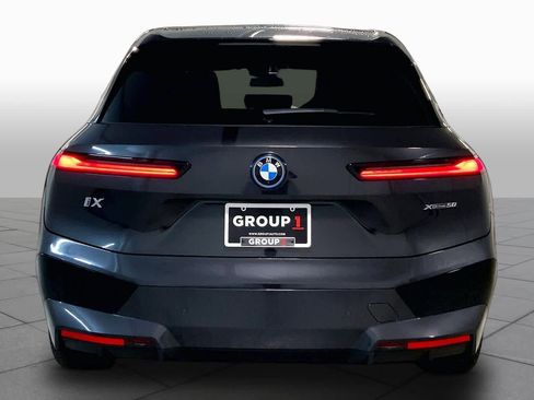 Certified 2023 BMW iX xDrive50 w/ Premium Package AWD/4WD image 4