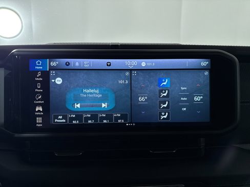 Used 2024 Jeep Wrangler Unlimited Rubicon 4xe AWD/4WD image 13