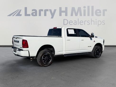 Used 2025 RAM 2500 Laramie AWD/4WD image 6