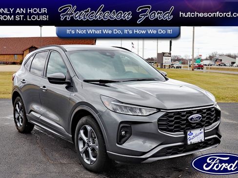 Used 2023 Ford Escape ST-Line Select image 1