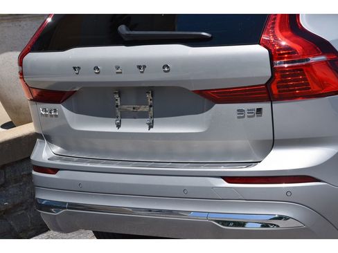 Used 2023 Volvo XC60 B5 Plus w/ Climate Package AWD/4WD image 30