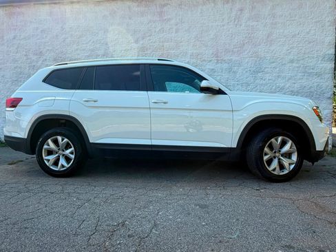 Used 2018 Volkswagen Atlas SE FWD image 2