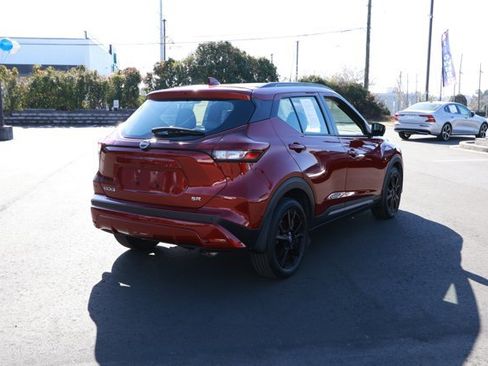 Used 2023 Nissan Kicks SR w/ SR Premium Package image 6