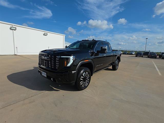Used 2025 GMC Sierra 2500 Denali Ultimate AWD/4WD image 1