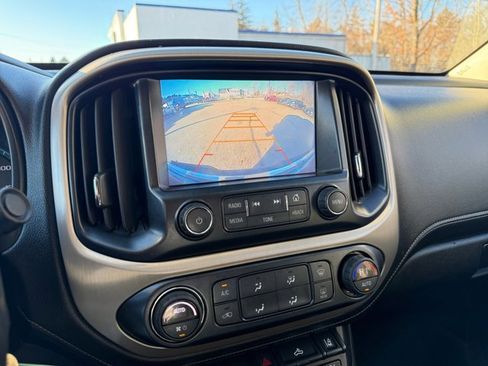 Used 2017 GMC Canyon Denali image 22