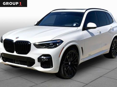 Used 2022 BMW X5 M50i AWD/4WD image 1
