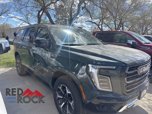 Used 2026 GMC Yukon AT4 Ultimate w/ LPO, Floor Liner Package AWD/4WD image 2