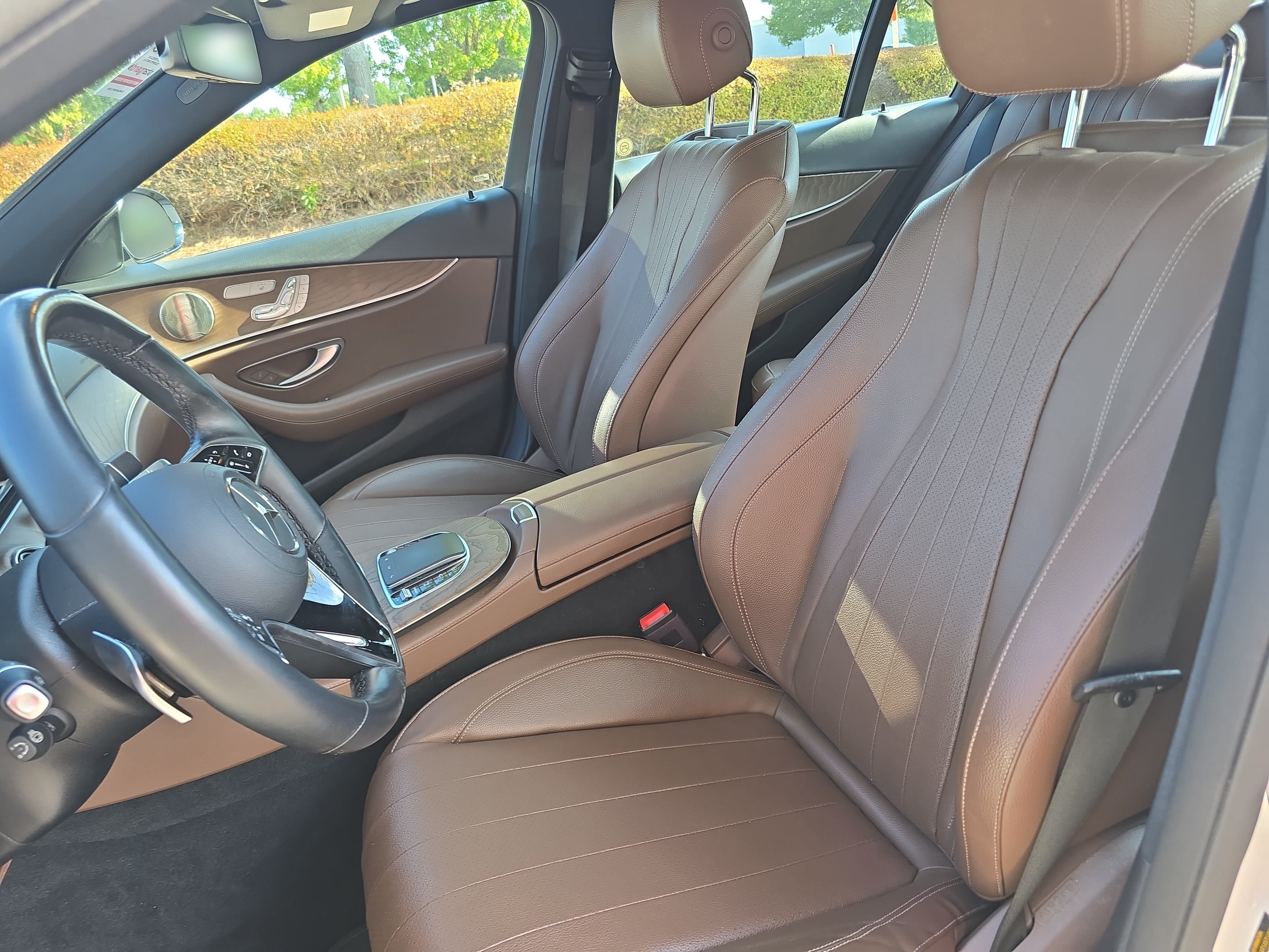 Used 2022 Mercedes-Benz E 350 Sedan image 15