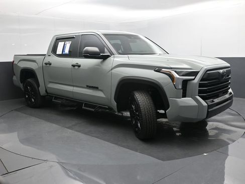 Used 2024 Toyota Tundra SR5 AWD/4WD image 33