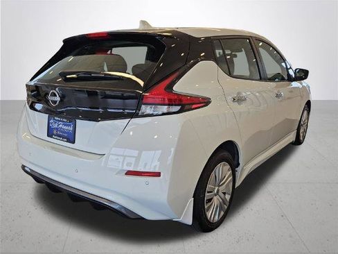 Certified 2023 Nissan Leaf S image 8