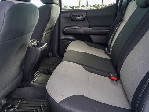 Certified 2022 Toyota Tacoma TRD Off-Road w/ Technology Package image 22