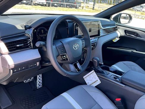 New 2026 Toyota Camry SE image 8