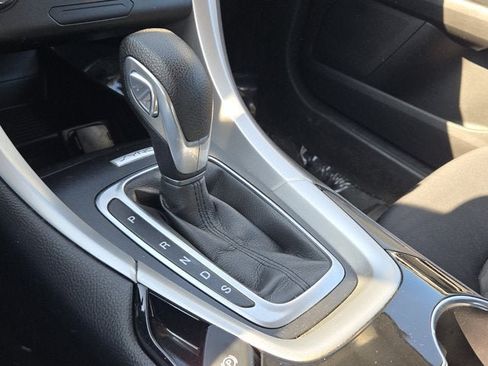 Used 2016 Ford Fusion SE FWD image 22