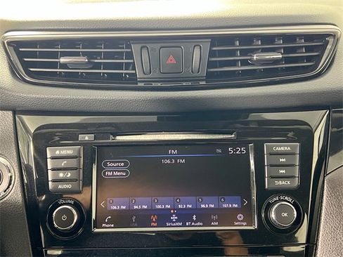 Used 2019 Nissan Rogue Sport SV image 13