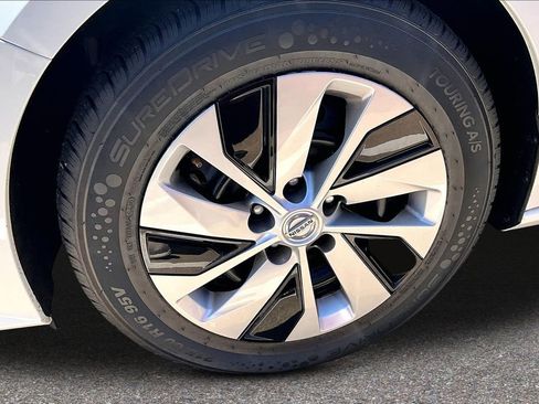 Used 2022 Nissan Altima 2.5 S FWD image 31