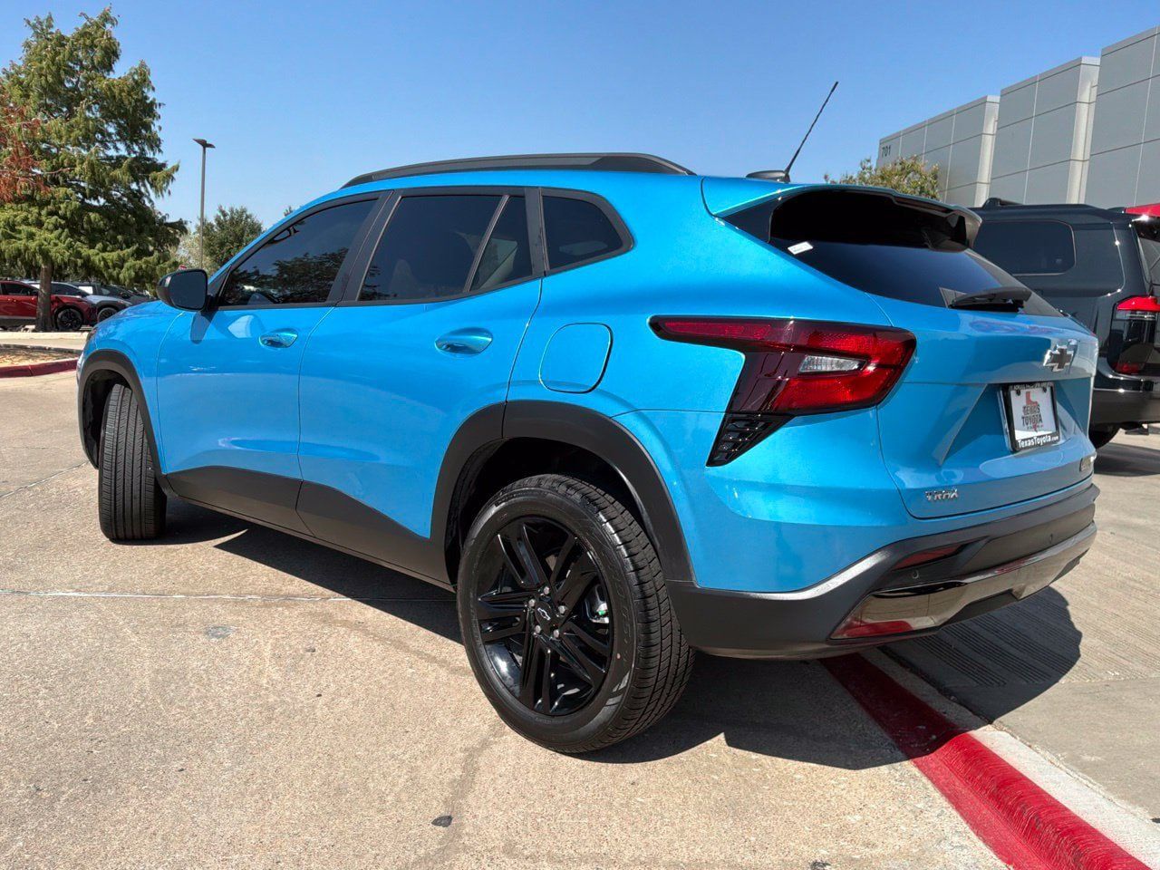 Used 2025 Chevrolet Trax ACTIV w/ Driver Confidence Package FWD image 8