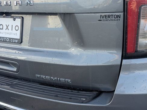 Used 2022 Chevrolet Suburban Premier AWD/4WD image 5