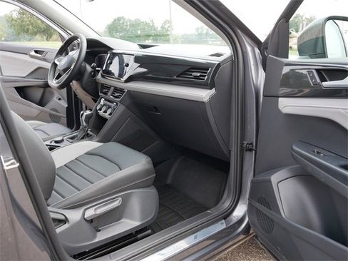 Certified 2024 Volkswagen Taos SEL image 20