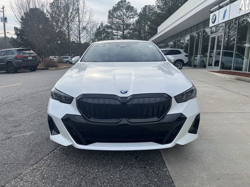 Certified 2024 BMW 540i xDrive w/ Executive Package image 3