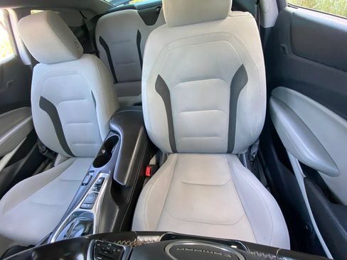 Used 2016 Chevrolet Camaro LT RWD image 18