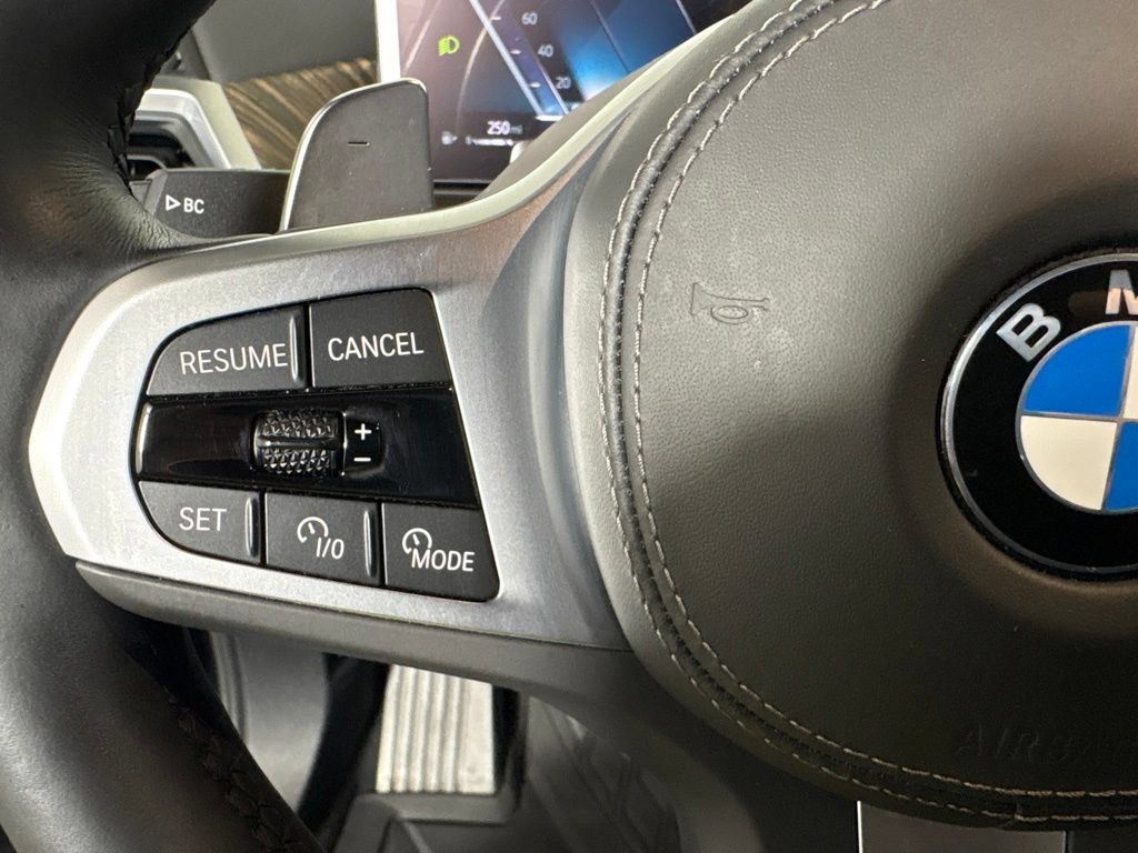 Certified 2026 BMW X7 xDrive40i AWD/4WD image 21