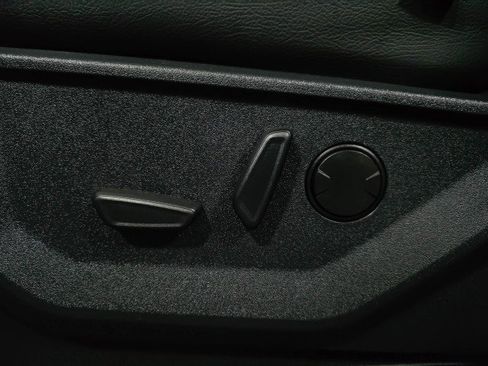 Used 2024 Ford F150 Lightning Flash image 30