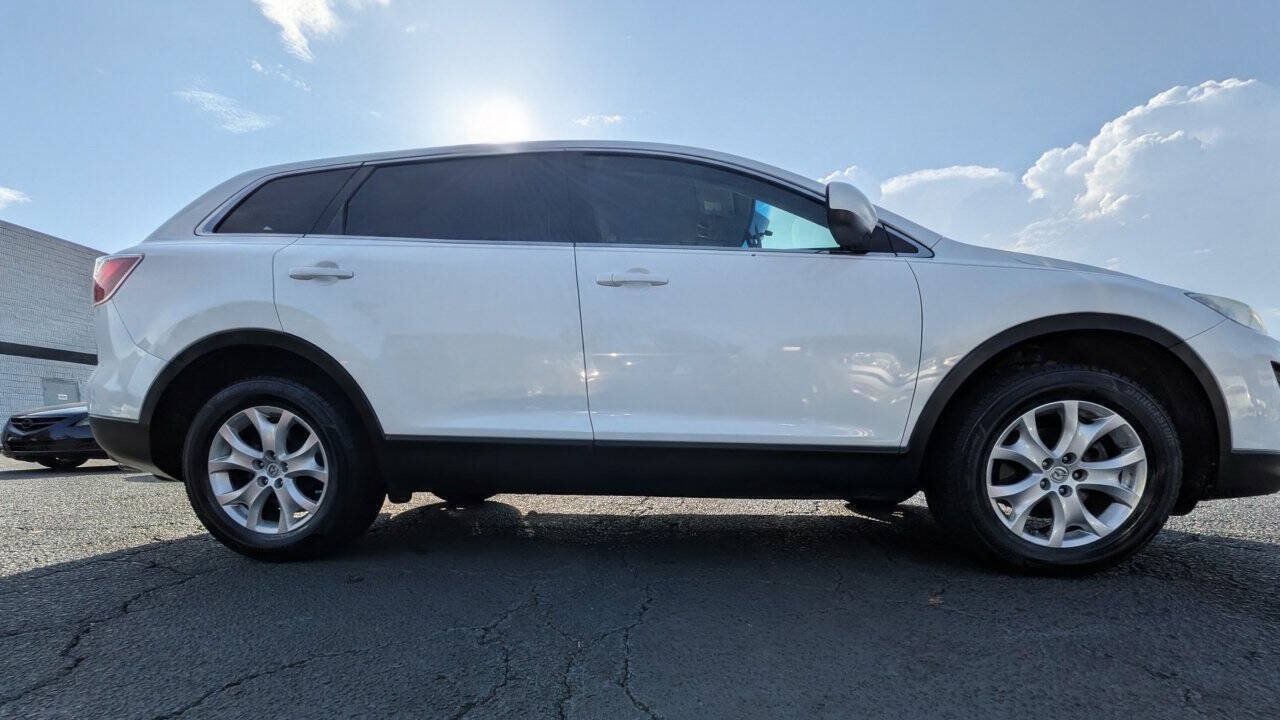 Used 2011 MAZDA CX-9 Sport FWD image 14