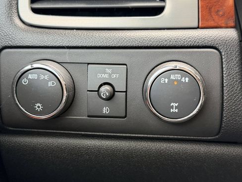 Used 2013 Chevrolet Tahoe LT AWD/4WD image 8