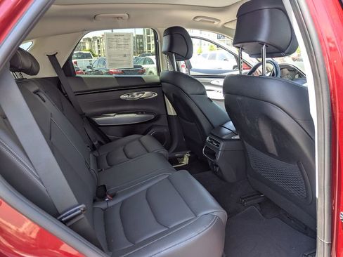 Used 2023 Genesis GV70 2.5T w/ Select Package image 34