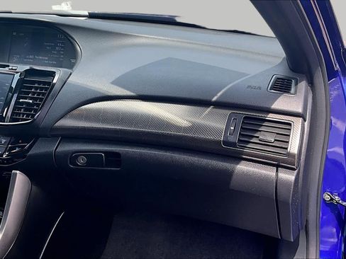 Used 2017 Honda Accord EX-L image 17